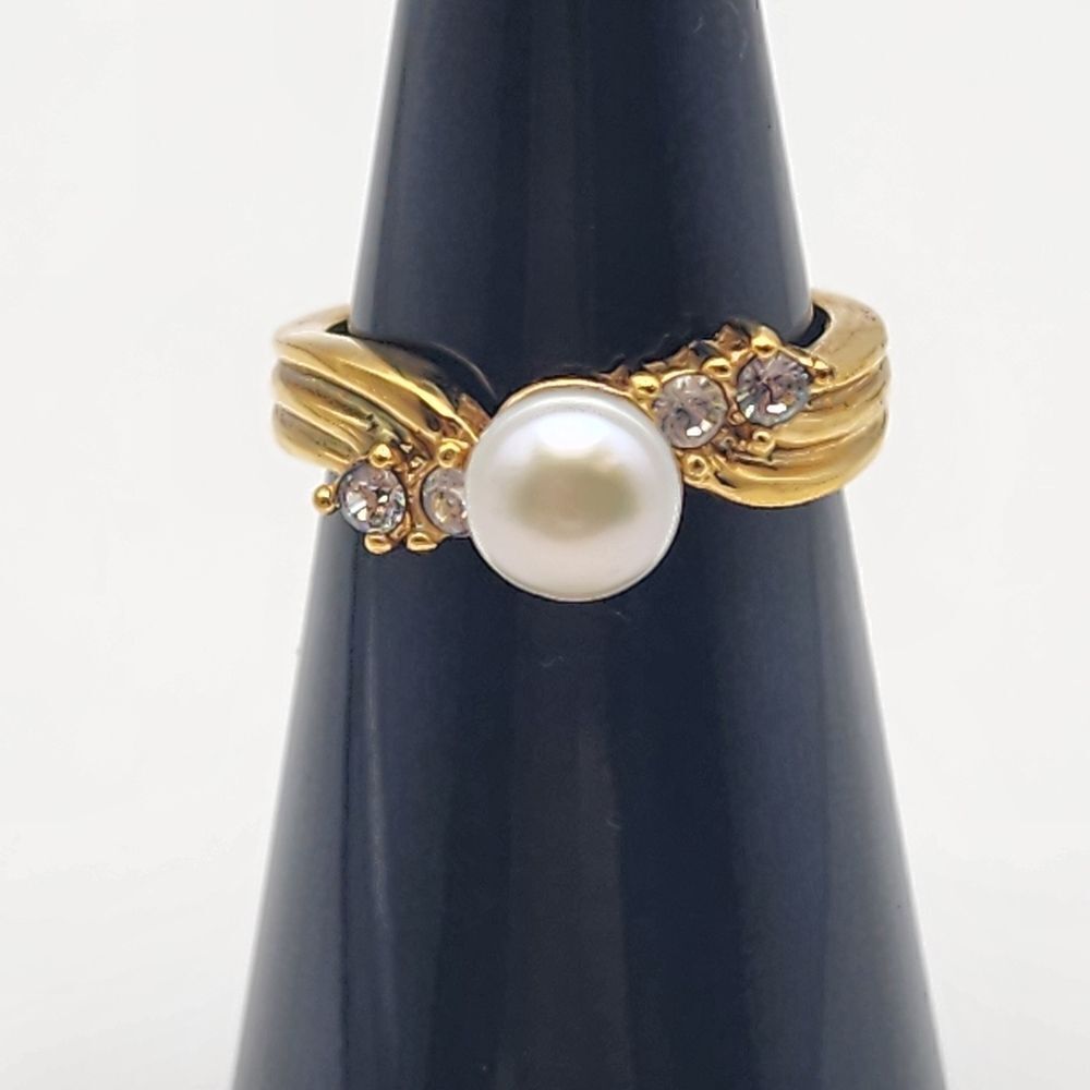 Nevada Silver Mine Gold Tone Genuine Pearl & CZ Ring (5)